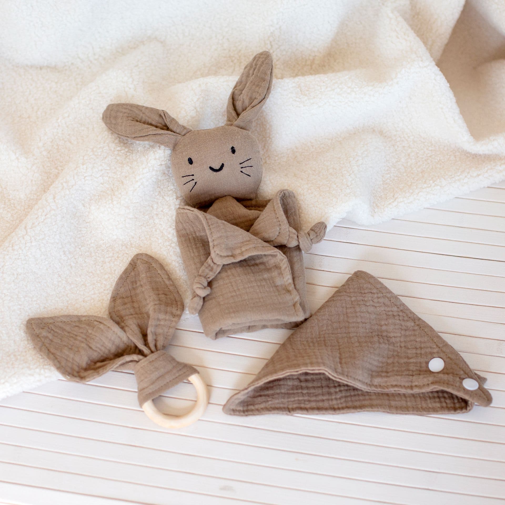 Bunny Comfort Trio view 2