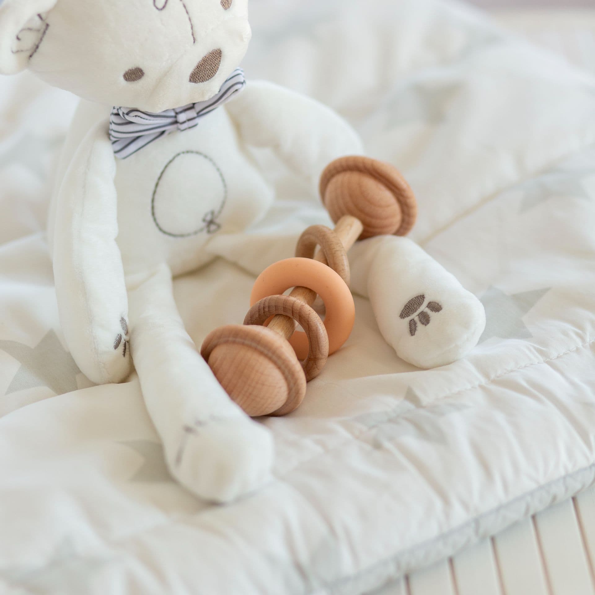 Jingli Pops Wooden Baby Rattle view 3